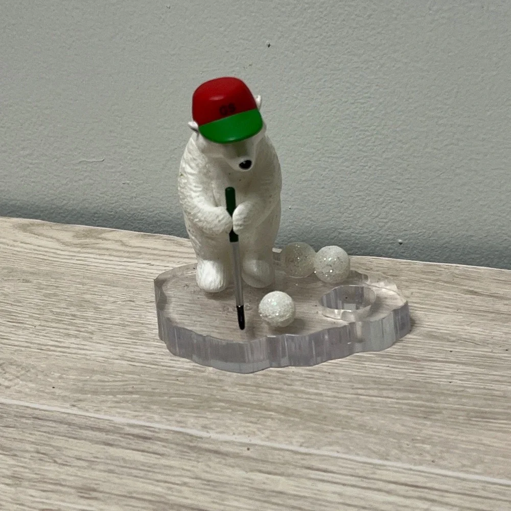 2000 Hallmark Polar Bear Golfer Ornament Ice Skater Figurine